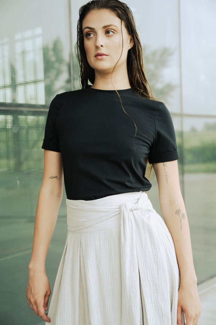 outfit, outfit ideas, fashion outfits, boutique dress design, fashion inspo outfits, Montreal outfits, Montreal aesthetic, montreal fashion, casual outfits, summer outfits 2024, cute summer outfits, summer fashion, casual summer outfits, pretty outfits, going out outfits, night out outfit, t-shirt, cotton, skirt outfits,