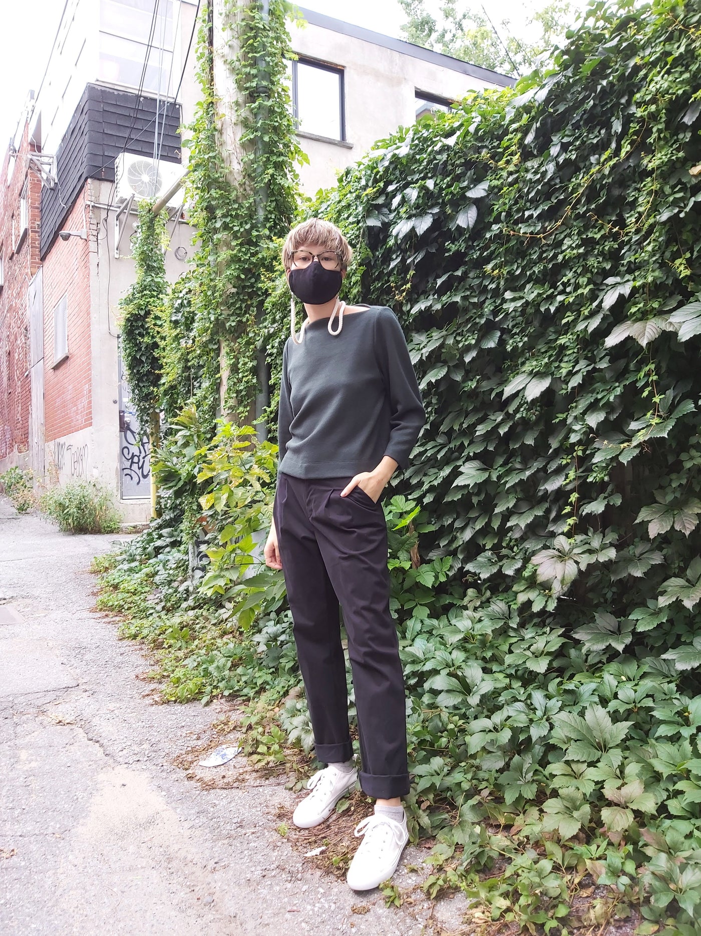 Nelson Carrot Pants (2 colors)