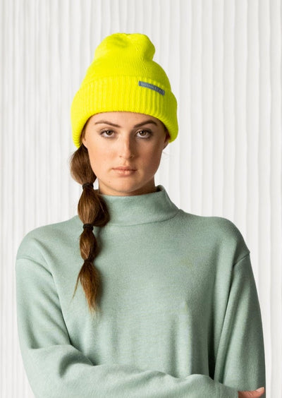 beanie-hat-merinos-wool-yellow-neon-knit