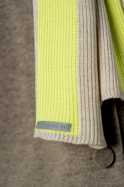 scarf-merinos-wool-beige-knit-yellow-neon