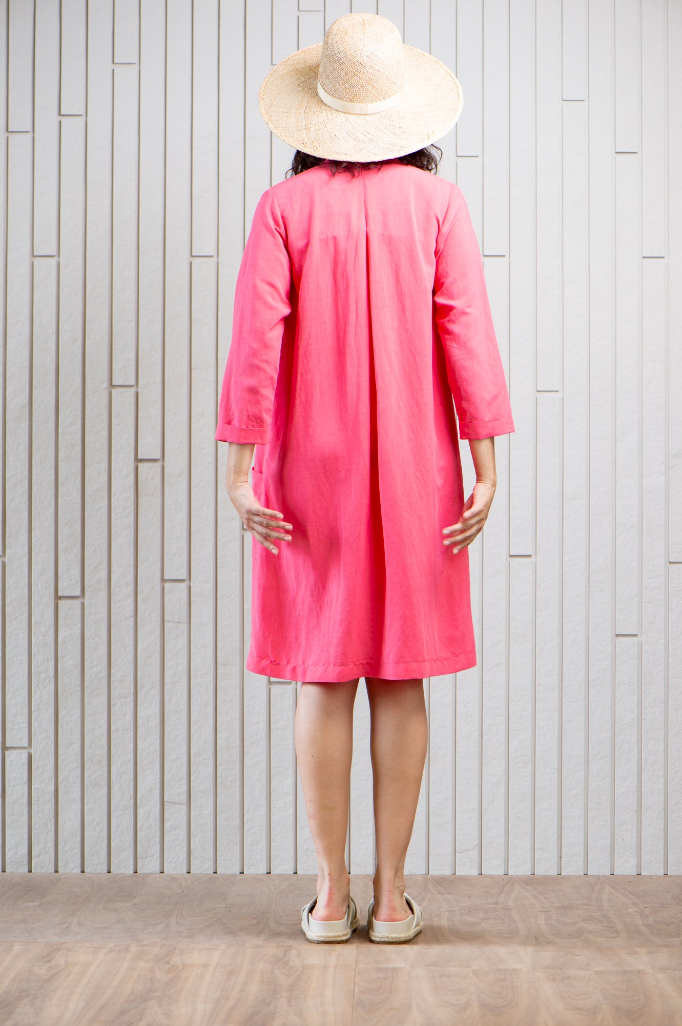 market-linen-long-jacket-Canadian-designer-pockets-raspberry