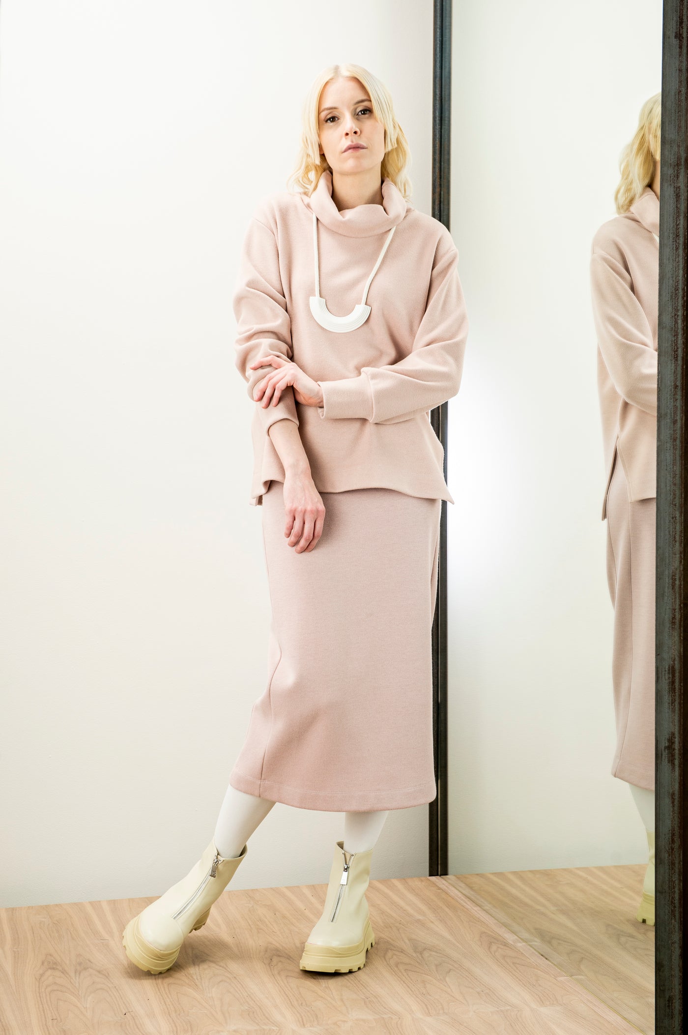Griffith Midi Skirt (4 colors)