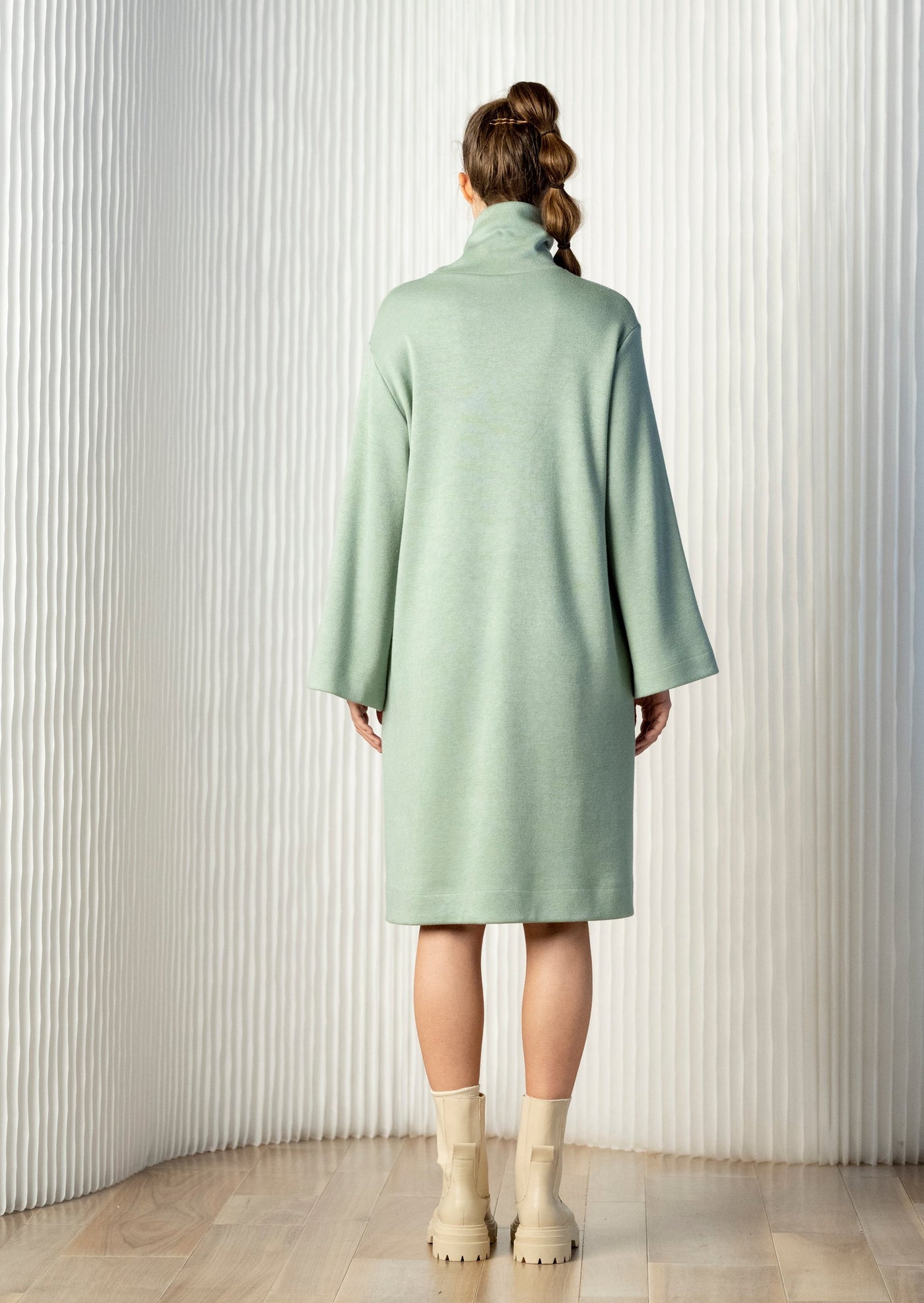 oslo-linea-long-flare-sleeve-sage-dress-pockets-knit