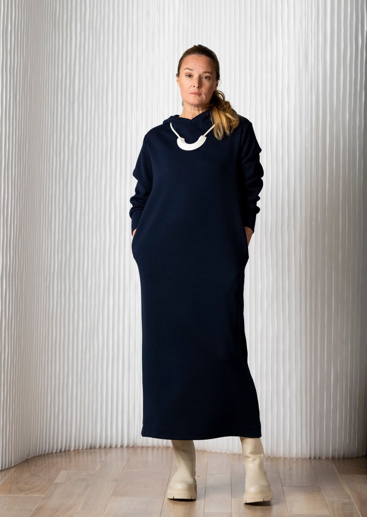 highland-hoodie-maxi-navy-dress-pockets-knit