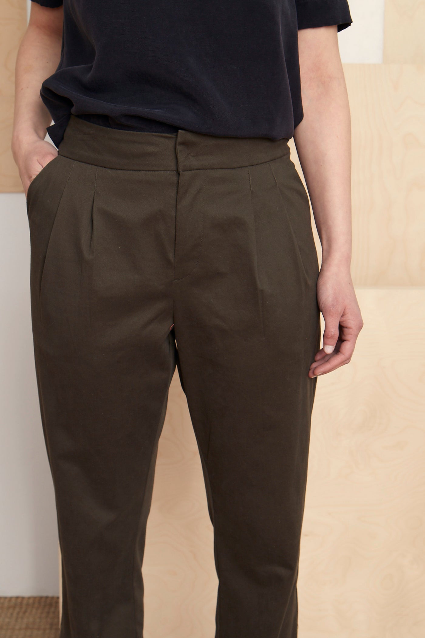 Nelson Carrot Pants (2 colors)