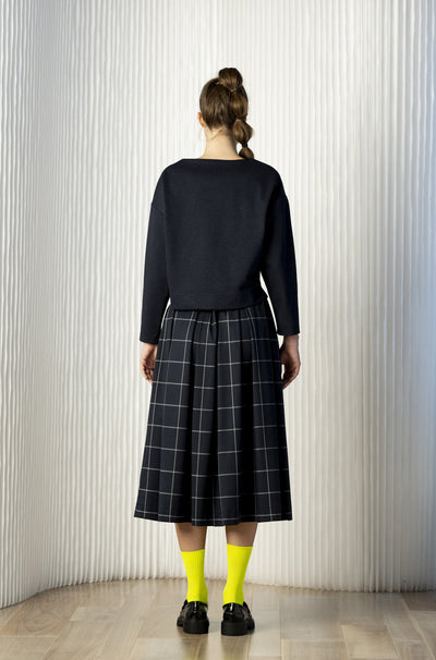 sussex-grid-navy-skirt-full-pocket